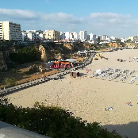 Apartamento T0+1 Na Praia Da Rocha ポルティマン